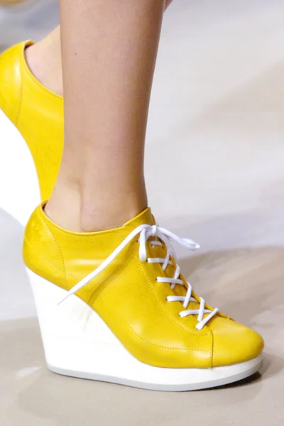 Look 32